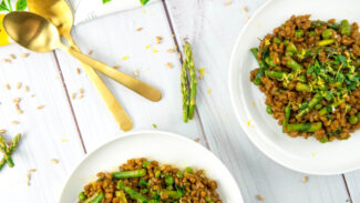 Vegan Risotto with Asparagus and Lemon 